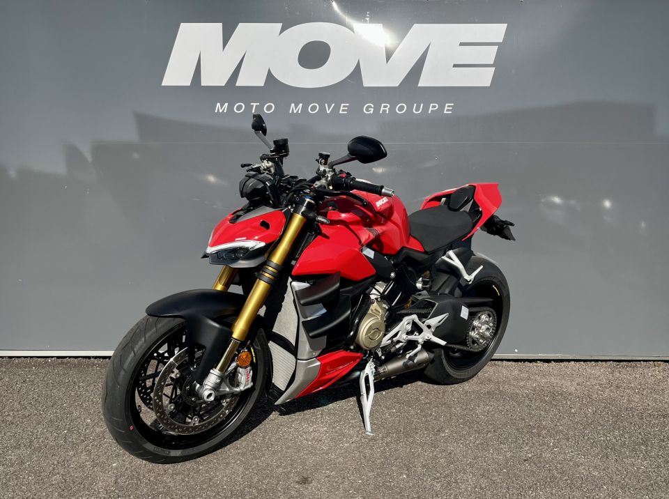 DUCATI STREETFIGHTER V4S 4
