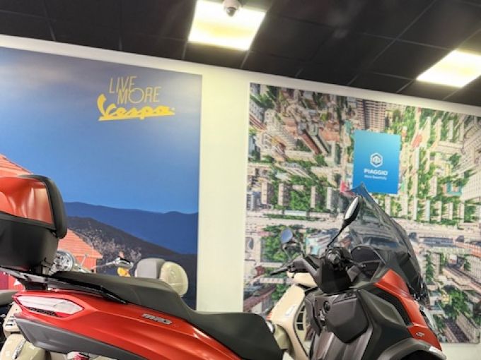PIAGGIO MP3 400 LT SPORT 4