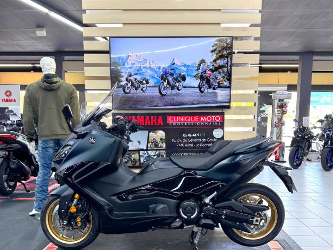 YAMAHA XP T-MAX 560 TECH MAX 4