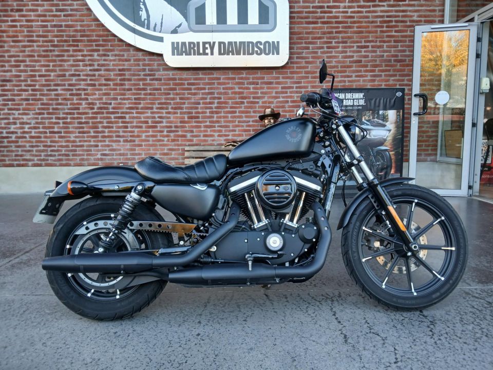 HARLEY-DAVIDSON SPORTSTER IRON 883 4
