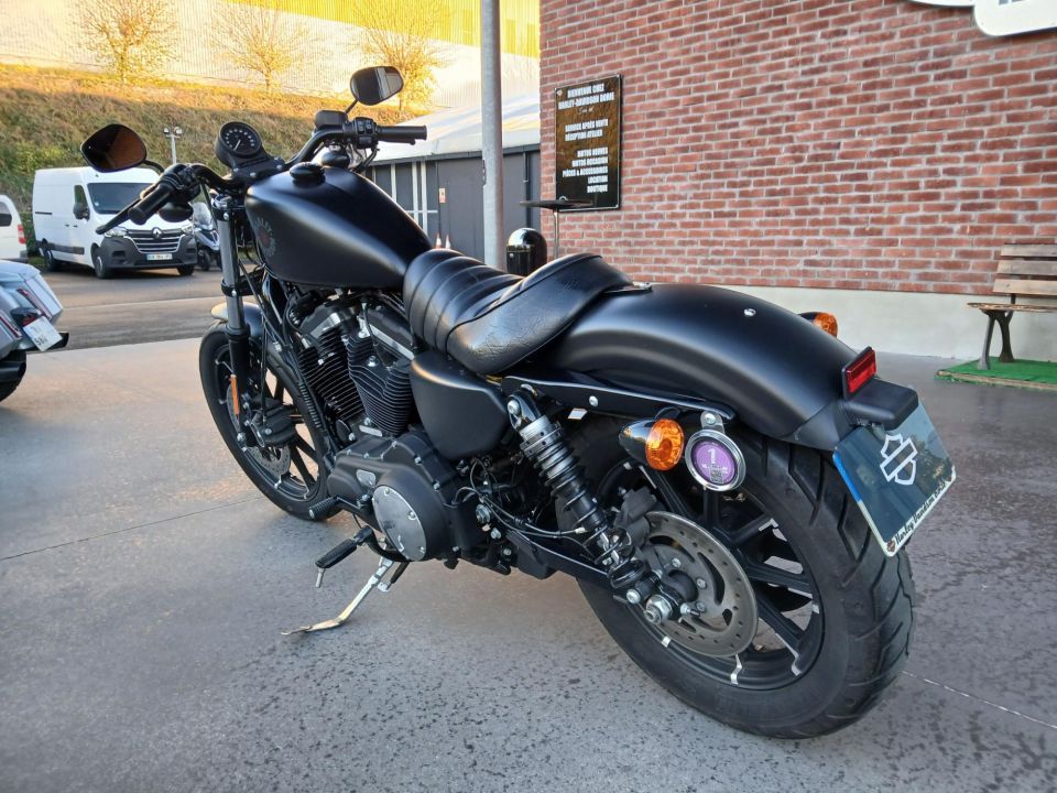 HARLEY-DAVIDSON SPORTSTER IRON 883 4