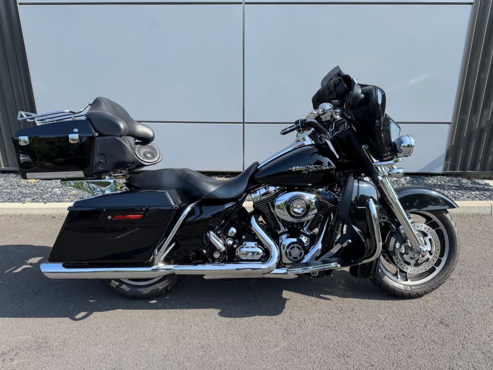 HARLEY-DAVIDSON TOURING STREET GLIDE 1584 4