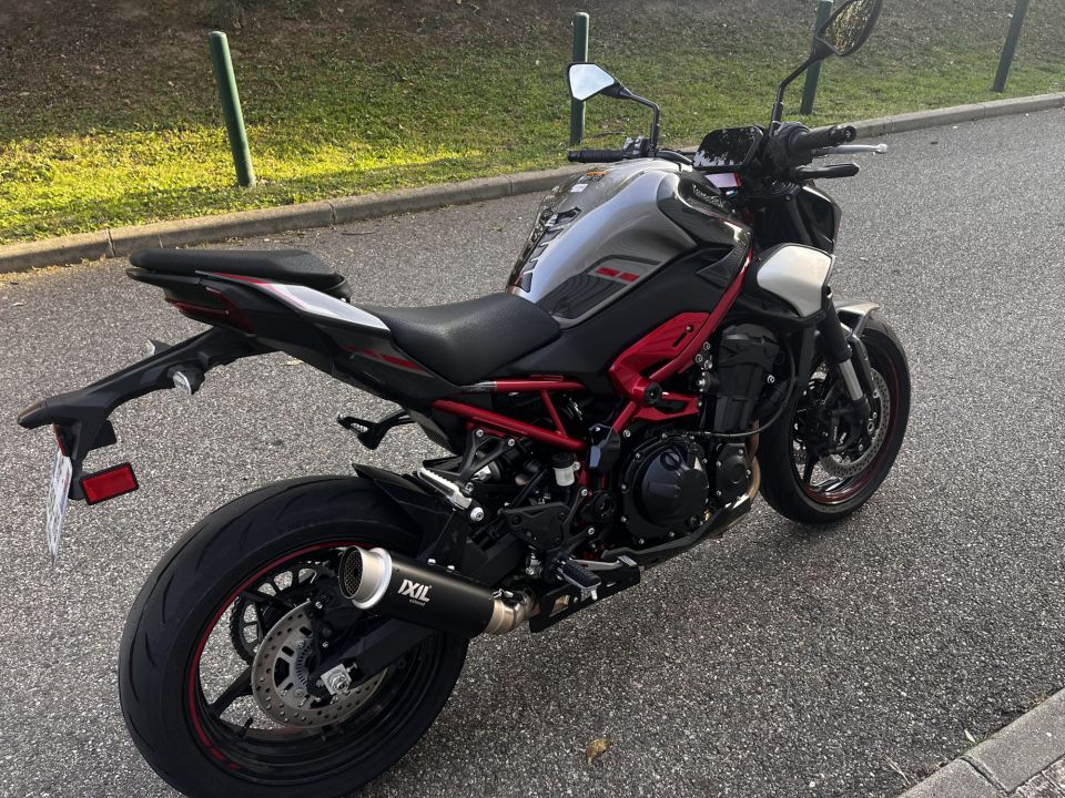 KAWASAKI Z900 A2 4