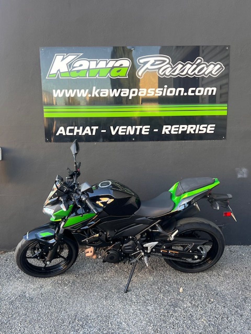 KAWASAKI Z400 4