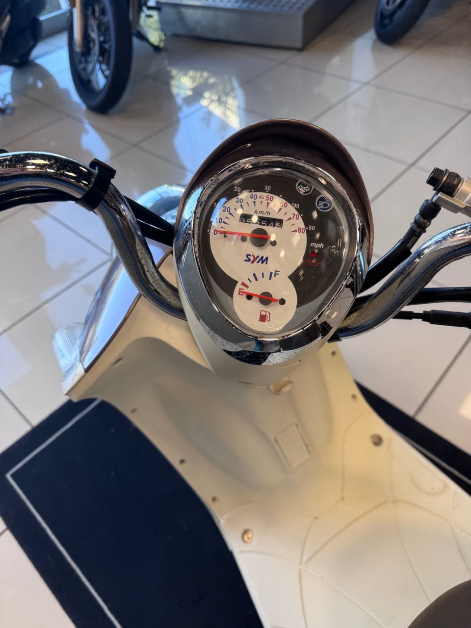 SYM MIO 50 4