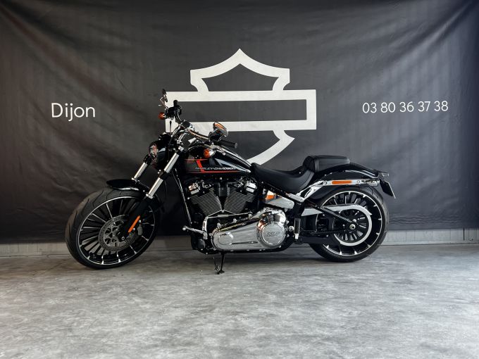 HARLEY-DAVIDSON SOFTAIL BREAKOUT 1923 4