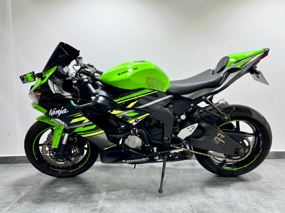 KAWASAKI ZX-6R 636 4