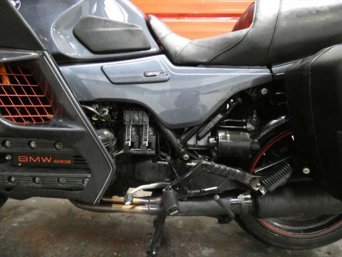 BMW K1 4