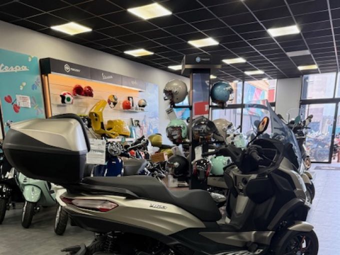 PIAGGIO MP3 530 HPE EXCLUSIVE 4