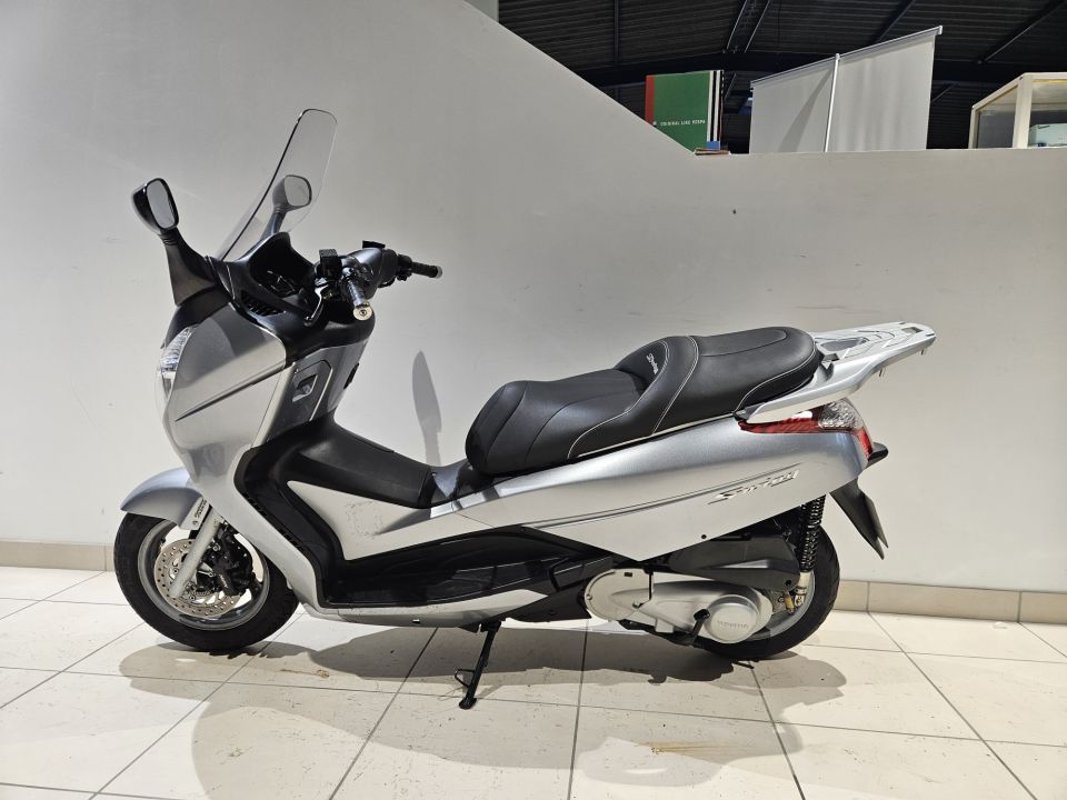 HONDA S-WING 125 4