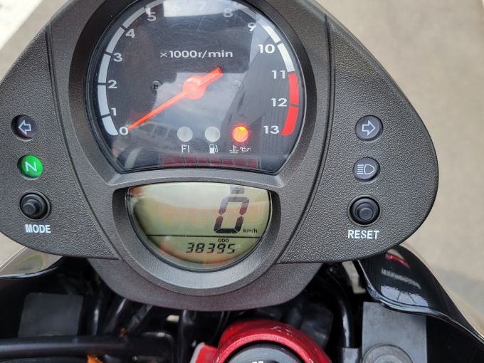 KAWASAKI ER-6 4
