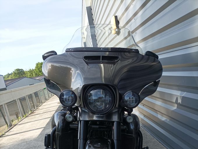 HARLEY-DAVIDSON TOURING ELECTRA GLIDE 1923 ULTRA CVO 4