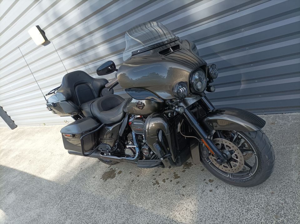 HARLEY-DAVIDSON TOURING ELECTRA GLIDE 1923 ULTRA CVO 4