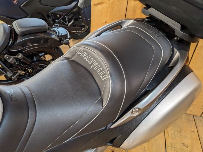 HONDA NT DEAUVILLE 700 ABS 4