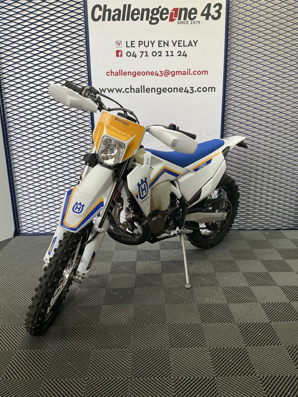 HUSQVARNA TE 250 HERITAGE 4