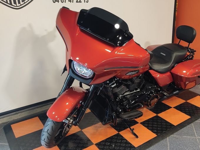 HARLEY-DAVIDSON TOURING STREET GLIDE 1923 4