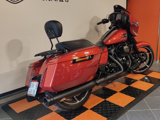 HARLEY-DAVIDSON TOURING STREET GLIDE 1923 4