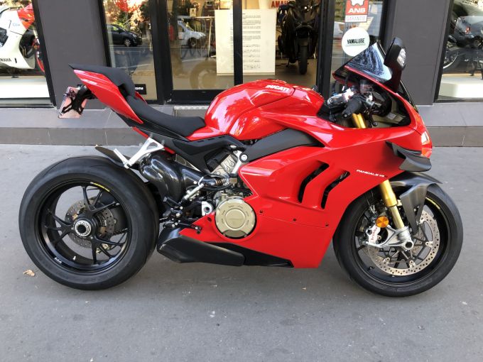 DUCATI PANIGALE 1103 V4 4