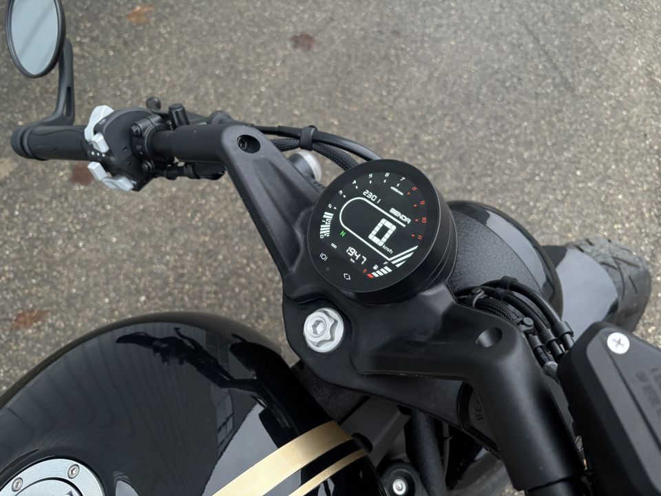 BENDA MOTOR NAPOLEON 500 4