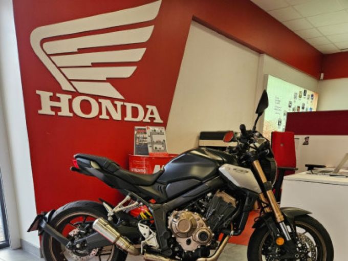 HONDA CB650R Neo Sports Café 4
