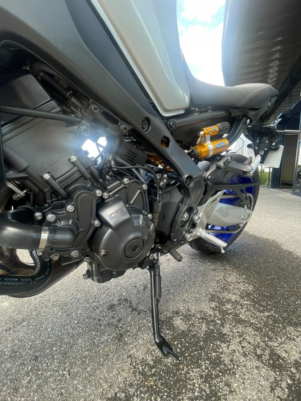 YAMAHA MT-09 SP 4