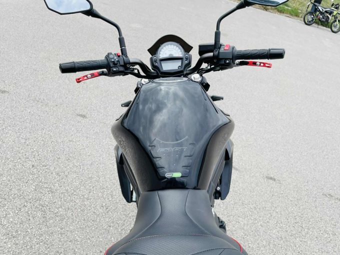 KAWASAKI ER-6 4