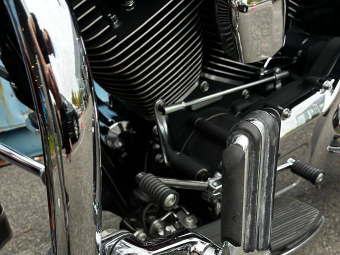 HARLEY-DAVIDSON TOURING ROAD KING 1584 CLASSIC 4