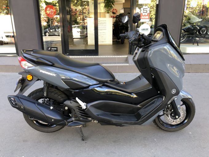 YAMAHA NMAX 125 4