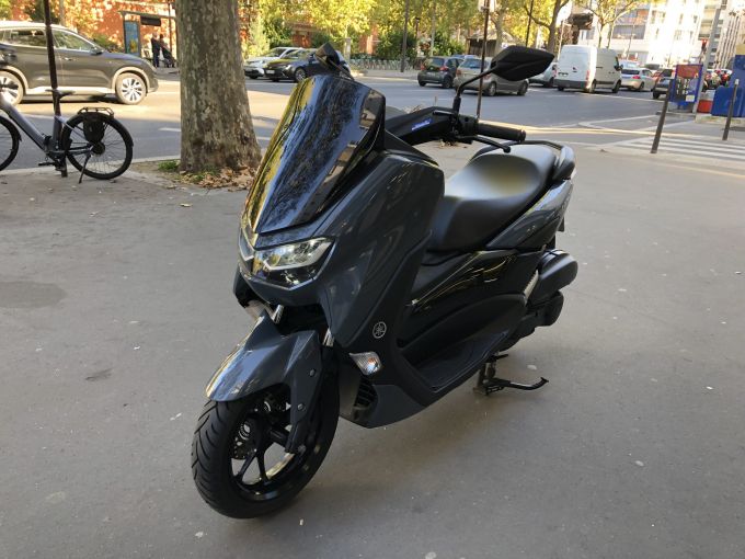 YAMAHA NMAX 125 4
