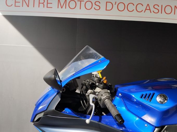 YAMAHA R7 4