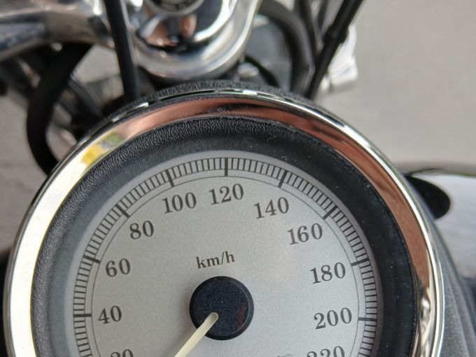 HARLEY-DAVIDSON DYNA STREET BOB 1584 4