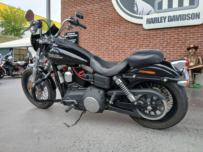 HARLEY-DAVIDSON DYNA STREET BOB 1584 4