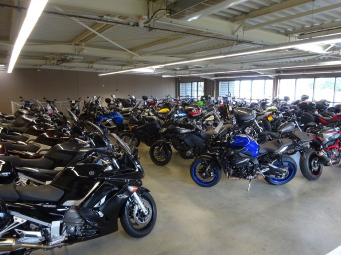 YAMAHA RACHAT/DEPOT VENTE 4