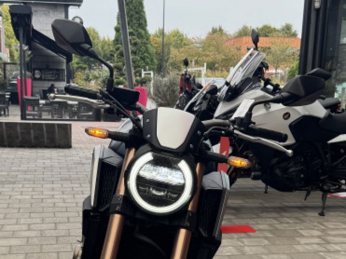 HONDA CB650R Neo Sports Café 4