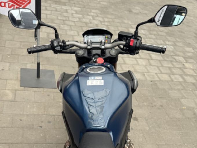 HONDA CB650R Neo Sports Café 4