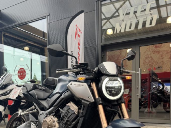 HONDA CB650R Neo Sports Café 4