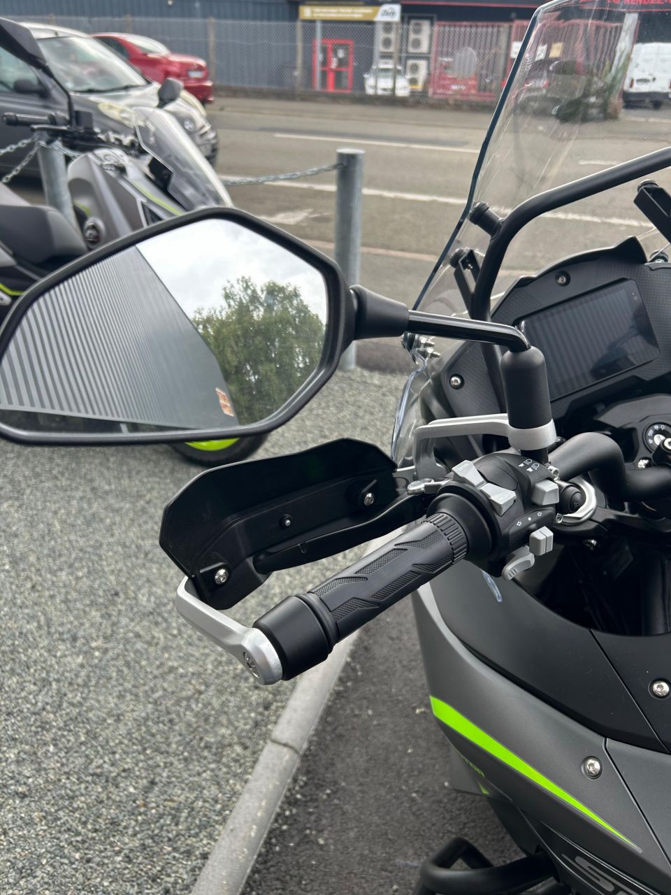 QJ MOTOR SRT 700 X TOURING 4