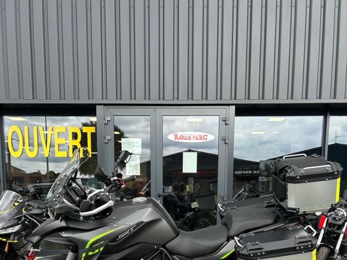 QJ MOTOR SRT 700 X TOURING 4