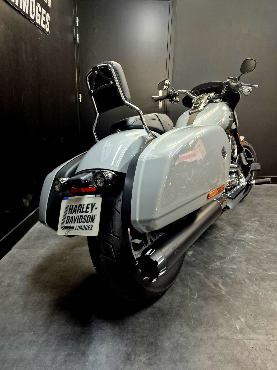 HARLEY-DAVIDSON SOFTAIL SPORT GLIDE 1745 4