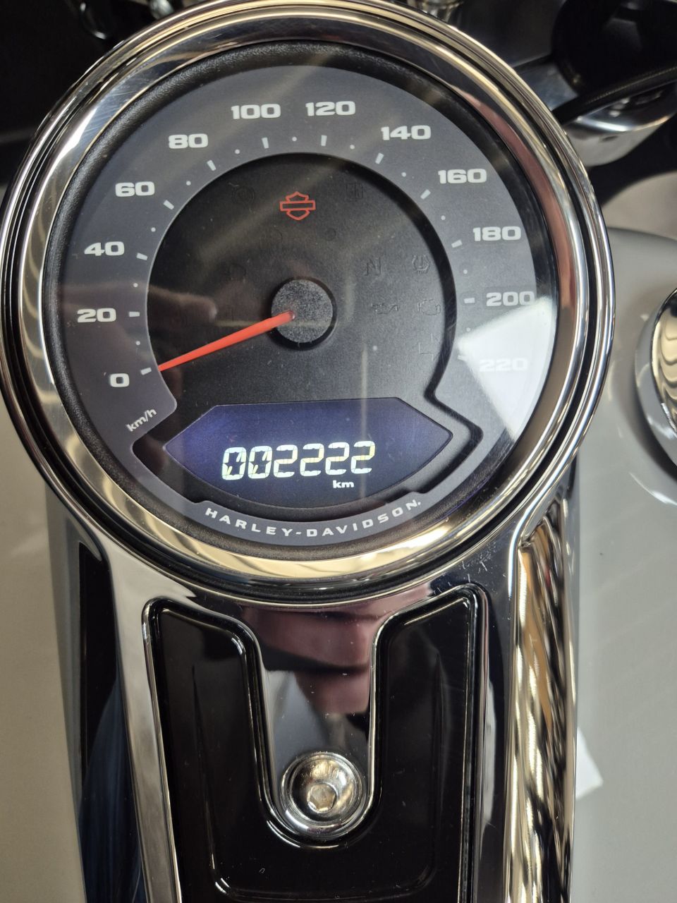 HARLEY-DAVIDSON SOFTAIL SPORT GLIDE 1745 4