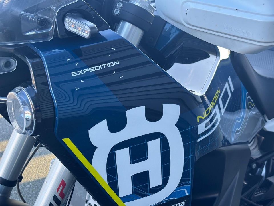 HUSQVARNA NORDEN 901 EXPEDITION 4