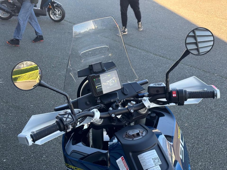 HUSQVARNA NORDEN 901 EXPEDITION 4