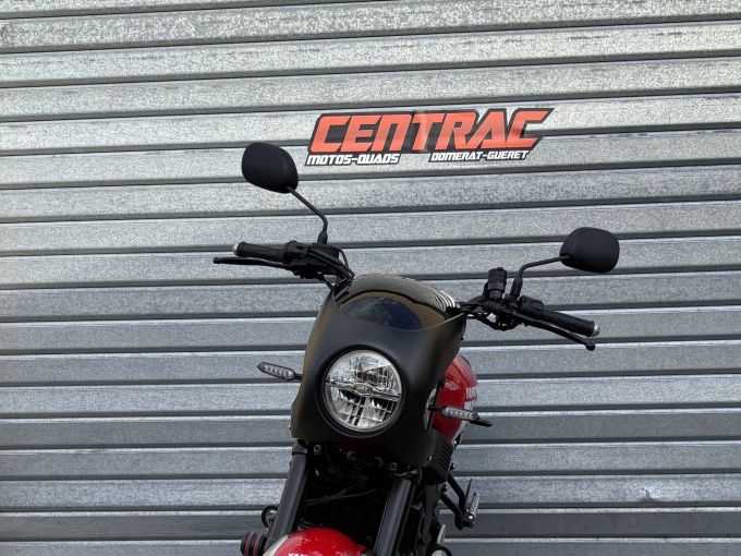 YAMAHA XSR 125 4