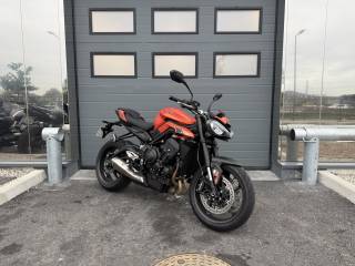 TRIUMPH STREET TRIPLE 765 R - 2025