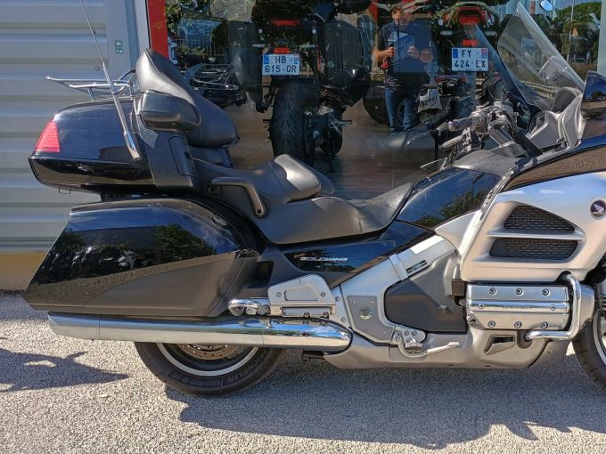 HONDA GL 1800 GOLDWING AIR BAG GPS 4