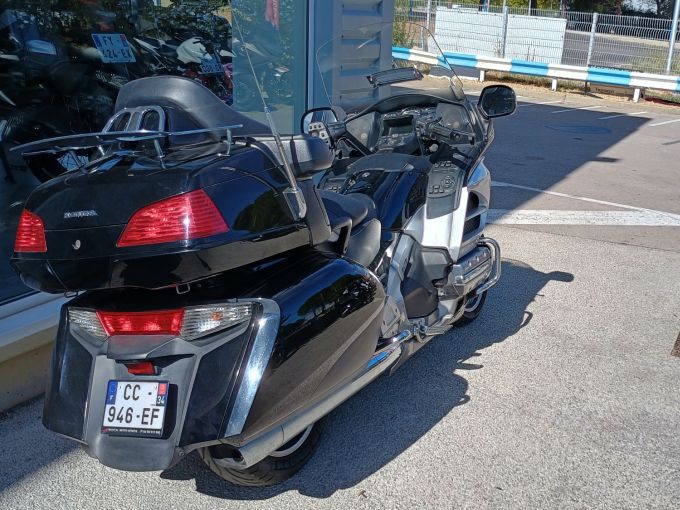 HONDA GL 1800 GOLDWING AIR BAG GPS 4