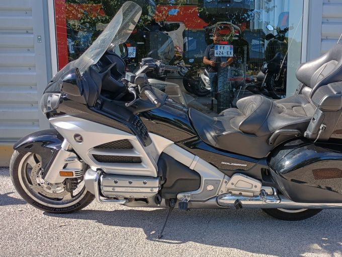 HONDA GL 1800 GOLDWING AIR BAG GPS 4