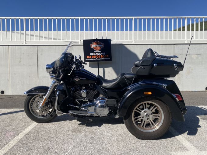 HARLEY-DAVIDSON TRIKE TRI GLIDE 1868 ULTRA 4