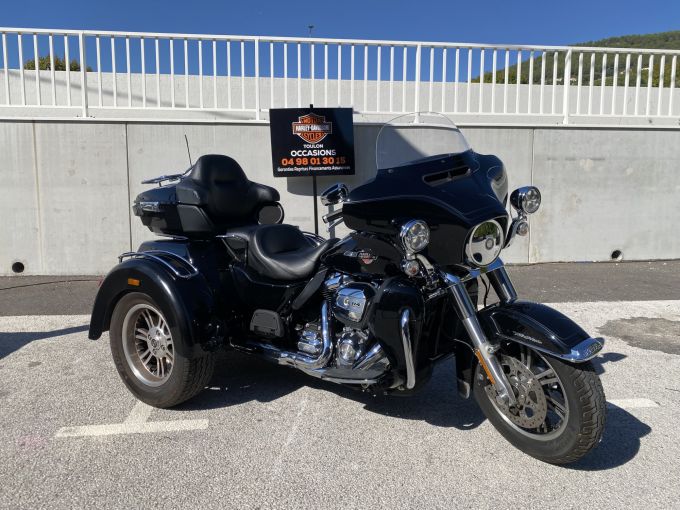 HARLEY-DAVIDSON TRIKE TRI GLIDE 1868 ULTRA 4