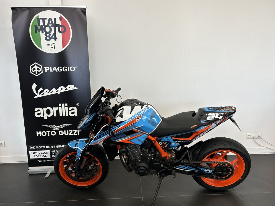 KTM 890 DUKE R 4